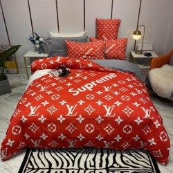 LOUIS VUITTON Louis Vuitton Bedding 2022SS Latest Hot Topic