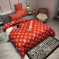 LOUIS VUITTON Louis Vuitton Bedding 2022SS Latest Hot Topic