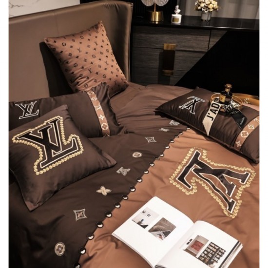 LOUIS VUITTON Louis Vuitton bedding 2022SS popular spring and summer new work every year LOUIS VUITTON Louis Vuitton bedding 2022SS popular spring and summer new work every year