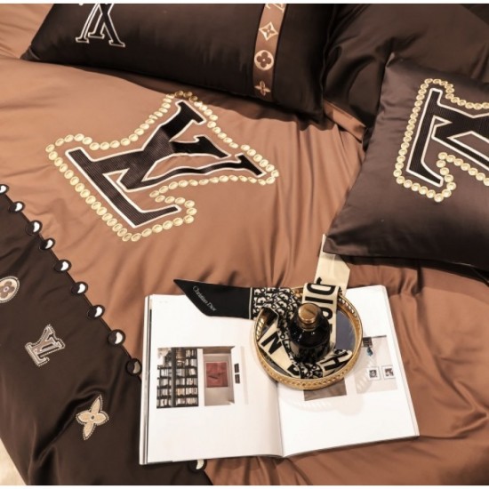 LOUIS VUITTON Louis Vuitton bedding 2022SS popular spring and summer new work every year LOUIS VUITTON Louis Vuitton bedding 2022SS popular spring and summer new work every year