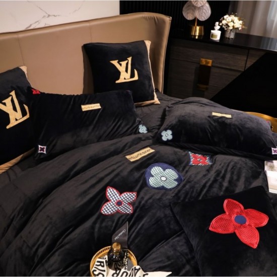 2022AW You can buy it now! New Bedding LOUIS VUITTON LOUIS VUITTON 2022AW You can buy it now! New Bedding LOUIS VUITTON LOUIS VUITTON