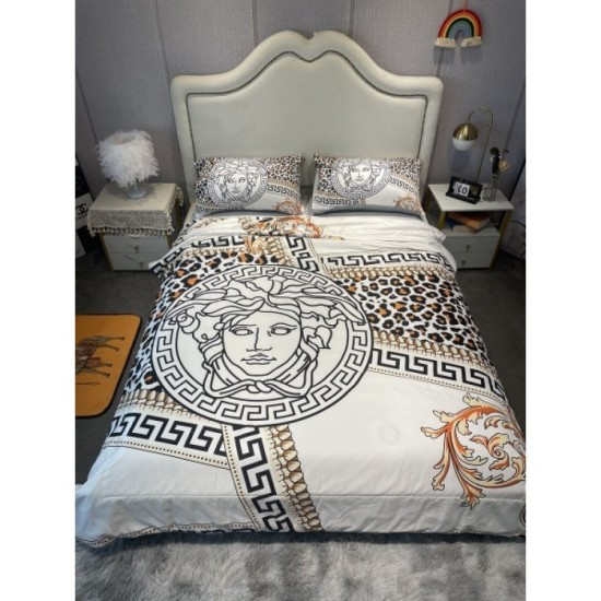 VERSACE Bedding 2022SS Online Limited Product VERSACE Bedding 2022SS Online Limited Product