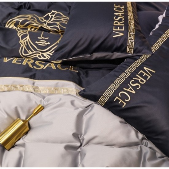 Versace Bedding 2022SS Limited Quantity Miracle Arrival Versace Bedding 2022SS Limited Quantity Miracle Arrival