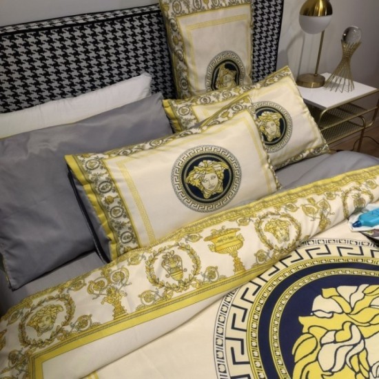 VERSACE Versace bedding 2022SS sale first come first serve VERSACE Versace bedding 2022SS sale first come first serve