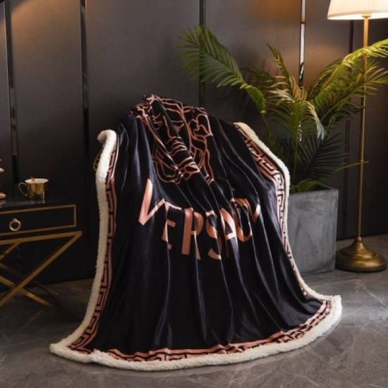 VERSACE Versace Blanket 2022SS release extreme condition! VERSACE Versace Blanket 2022SS release extreme condition!