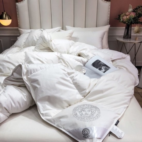 2022AW New limited gorgeous cute bedding VERSACE Versace 2022AW New limited gorgeous cute bedding VERSACE Versace