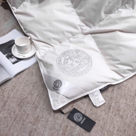 2022AW New limited gorgeous cute bedding VERSACE Versace 2022AW New limited gorgeous cute bedding VERSACE Versace