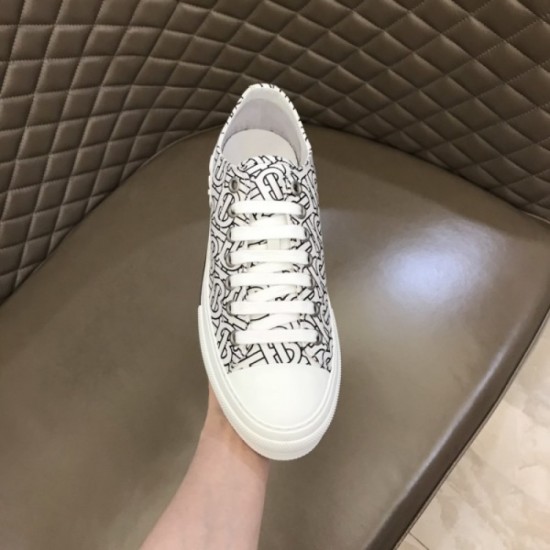 BURBERRY New product ☆ Inevitably sold out 2022SS Casual shoes BURBERRY New product ☆ Inevitably sold out 2022SS Casual shoes