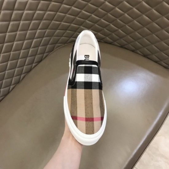 BURBERRY Burberry has a neat feeling 2022SS casual shoes BURBERRY Burberry has a neat feeling 2022SS casual shoes