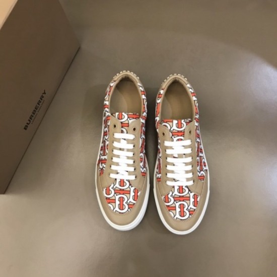 BURBERRY Burberry super rare difficult to obtain 2022SS casual shoes BURBERRY Burberry super rare difficult to obtain 2022SS casual shoes