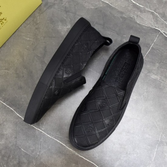 Recommended coordination BURBERRY Burberry 2022AW casual shoes Recommended coordination BURBERRY Burberry 2022AW casual shoes