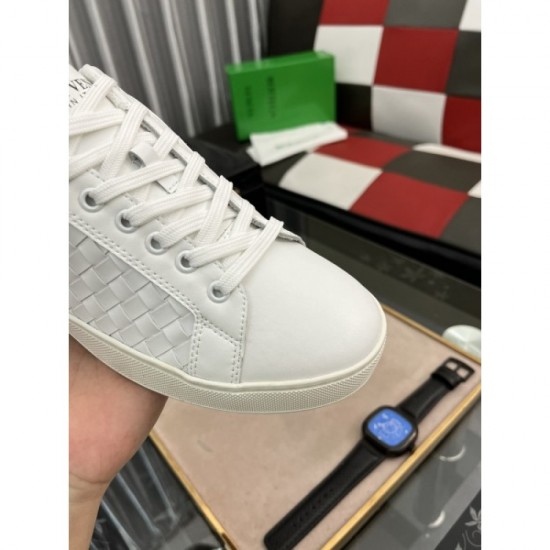 Men's casual shoes for a limited time BOTTEGA VENETA Bottega Veneta is attracting attention Men's casual shoes for a limited time BOTTEGA VENETA Bottega Veneta is attracting attention