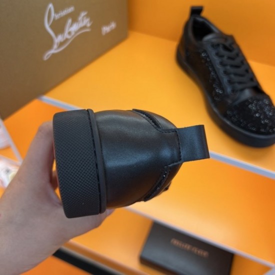 Challenge the cheapest men's casual shoes CHRISTIAN LOUBOUTIN Christian Louboutin Limited time sale Challenge the cheapest men's casual shoes CHRISTIAN LOUBOUTIN Christian Louboutin Limited time sale
