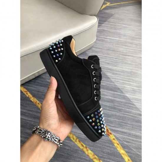 Sold out one after another CHRISTIAN LOUBOUTIN Christian Louboutin 2022AW casual shoes Sold out one after another CHRISTIAN LOUBOUTIN Christian Louboutin 2022AW casual shoes