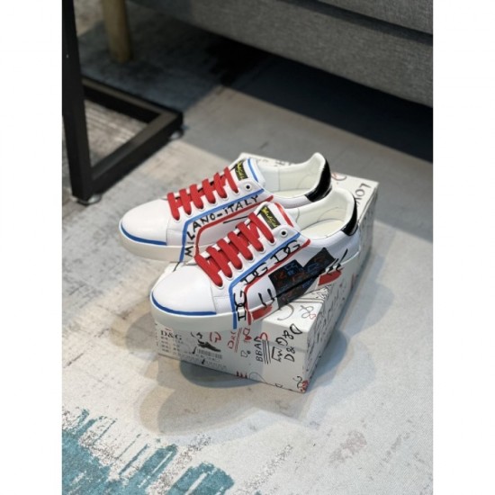 2022SS Men's casual shoes DOLCE & GABBANA DOLCE & Gabbana soaring in popularity 2022SS Men's casual shoes DOLCE & GABBANA DOLCE & Gabbana soaring in popularity