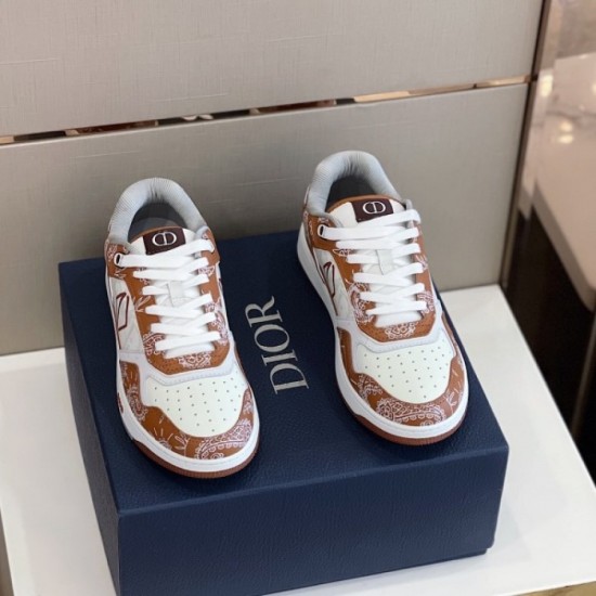 DIOR Dior magazines and towns are popular items 2022SS casual shoes DIOR Dior magazines and towns are popular items 2022SS casual shoes