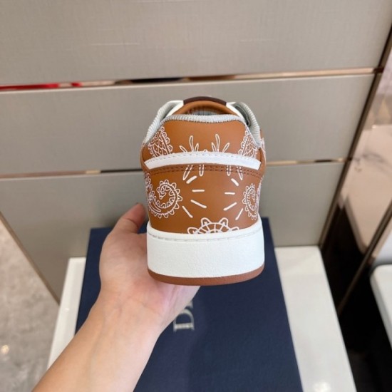 DIOR Dior magazines and towns are popular items 2022SS casual shoes DIOR Dior magazines and towns are popular items 2022SS casual shoes