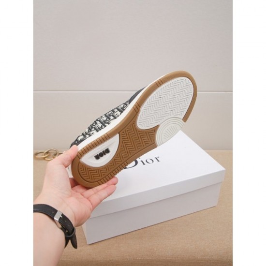 DIOR Dior 2022SS casual shoes aiming for fashionable advanced DIOR Dior 2022SS casual shoes aiming for fashionable advanced