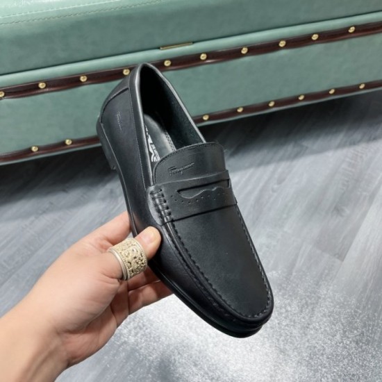 2022SS Men's casual shoes FERRAGAMO Salvatore Ferragamo gained outstanding popularity 2022SS Men's casual shoes FERRAGAMO Salvatore Ferragamo gained outstanding popularity