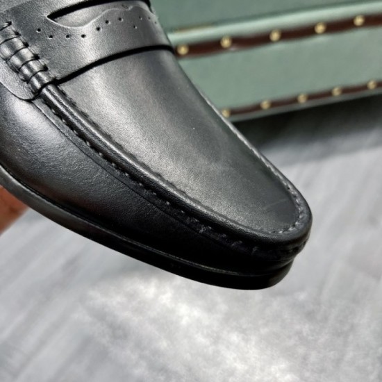 2022SS Men's casual shoes FERRAGAMO Salvatore Ferragamo gained outstanding popularity 2022SS Men's casual shoes FERRAGAMO Salvatore Ferragamo gained outstanding popularity