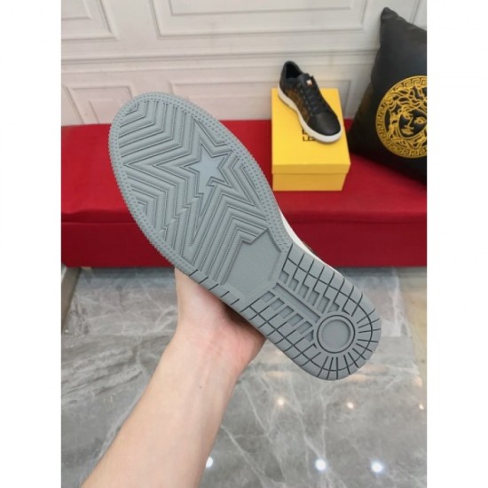 FENDI FENDI Fashionable people are using it habitually! 2022SS casual shoes FENDI FENDI Fashionable people are using it habitually! 2022SS casual shoes