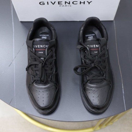 GIVENCHY 2022SS casual shoes to liven up the summer mood GIVENCHY 2022SS casual shoes to liven up the summer mood