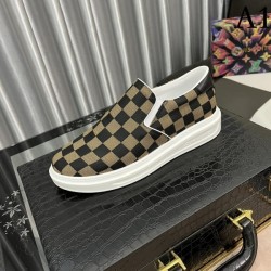 2022SS Men's casual shoes LOUIS VUITTON Louis Vuitton domestic availability difficult