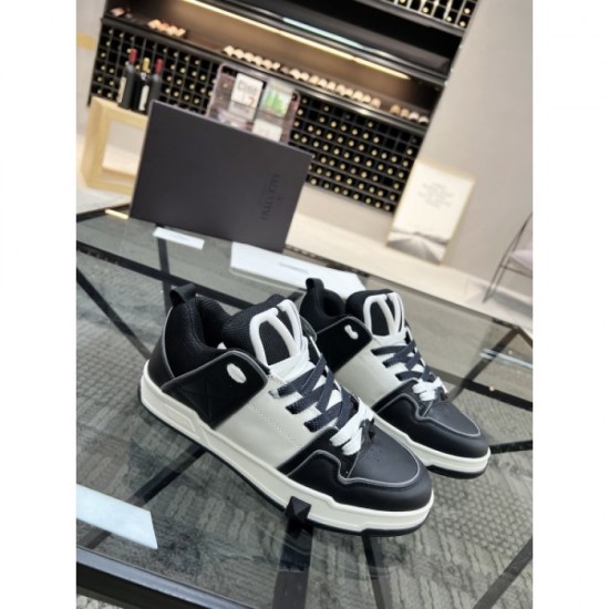 Limited edition VALENTINO Valentino 2022AW casual shoes Limited edition VALENTINO Valentino 2022AW casual shoes