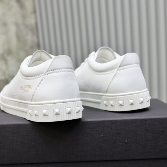 Popular boiling VALENTINO Valentino 2022AW casual shoes Popular boiling VALENTINO Valentino 2022AW casual shoes