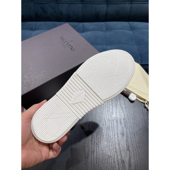 Gift OK VALENTINO Valentino 2022AW casual shoes Gift OK VALENTINO Valentino 2022AW casual shoes