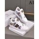 Get in advance Men's casual shoes VERSACE Versace Very refreshing comfort Get in advance Men's casual shoes VERSACE Versace Very refreshing comfort