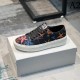 Sold out soon Men's casual shoes VERSACE Versace This year's trend color Sold out soon Men's casual shoes VERSACE Versace This year's trend color