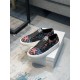 Sold out soon Men's casual shoes VERSACE Versace This year's trend color Sold out soon Men's casual shoes VERSACE Versace This year's trend color