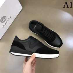 Entertainer favorite VERSACE Versace 2022AW casual shoes