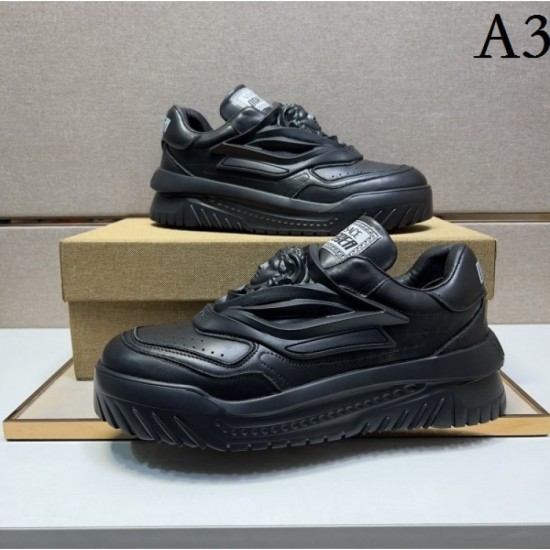 High utilization VERSACE Versace 2022AW casual shoes High utilization VERSACE Versace 2022AW casual shoes