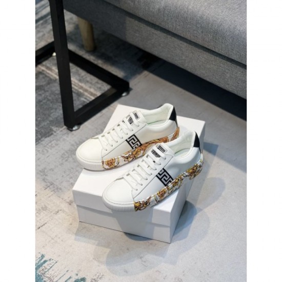Very popular this year VERSACE Versace 2022AW casual shoes Very popular this year VERSACE Versace 2022AW casual shoes