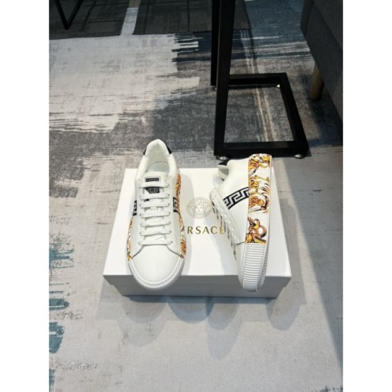 Very popular this year VERSACE Versace 2022AW casual shoes Very popular this year VERSACE Versace 2022AW casual shoes