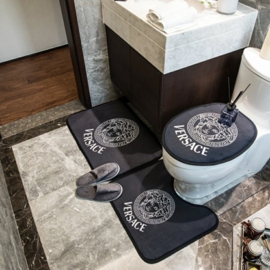 VERSACE Versace bath and toilet 3-piece set 2022SS with charm VERSACE Versace bath and toilet 3-piece set 2022SS with charm