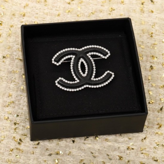 Cute sold out sure popular CHANEL Chanel 2022AW brooch Cute sold out sure popular CHANEL Chanel 2022AW brooch