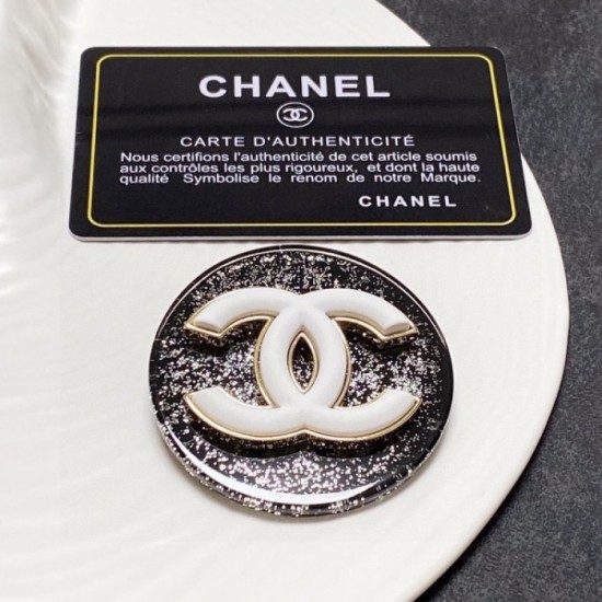 Hottest Domestic Sold Out Quantity Limited CHANEL Chanel 2022AW Brooch Hottest Domestic Sold Out Quantity Limited CHANEL Chanel 2022AW Brooch