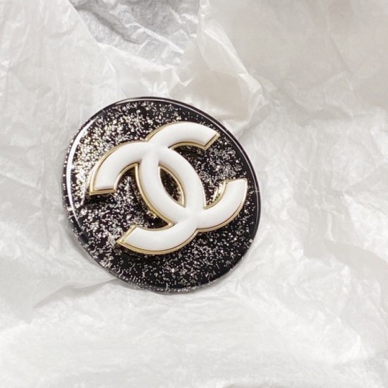 Hottest Domestic Sold Out Quantity Limited CHANEL Chanel 2022AW Brooch Hottest Domestic Sold Out Quantity Limited CHANEL Chanel 2022AW Brooch