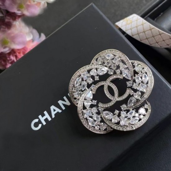 Get at the new sale price CHANEL Chanel 2022AW brooch Get at the new sale price CHANEL Chanel 2022AW brooch