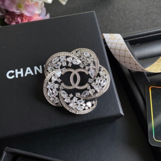 Get at the new sale price CHANEL Chanel 2022AW brooch Get at the new sale price CHANEL Chanel 2022AW brooch