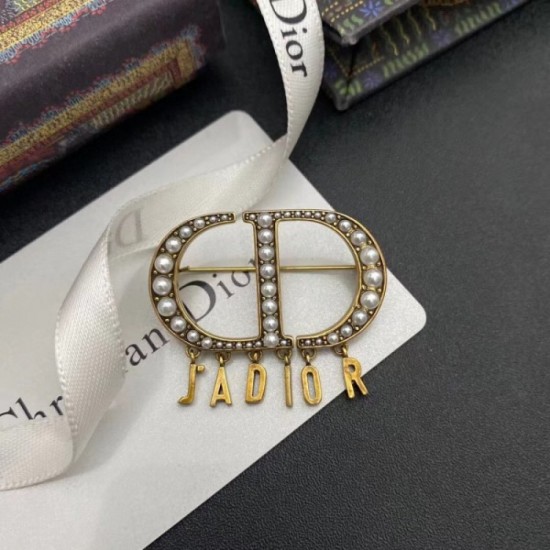 Gem to put together in style DIOR Dior 2022AW brooch Gem to put together in style DIOR Dior 2022AW brooch