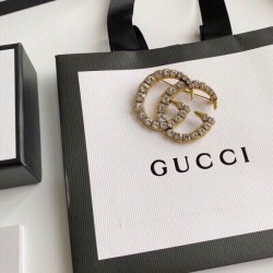A must-have item for autumn GUCCI Gucci 2022AW brooch