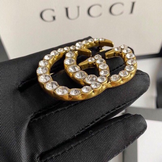 A must-have item for autumn GUCCI Gucci 2022AW brooch A must-have item for autumn GUCCI Gucci 2022AW brooch