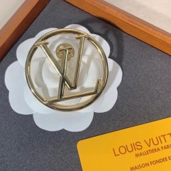 No. 1 in total cumulative sales! LOUIS VUITTON Louis Vuitton 2022AW brooch