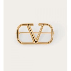 A new masterpiece with a high reputation VALENTINO Valentino 2022AW brooch