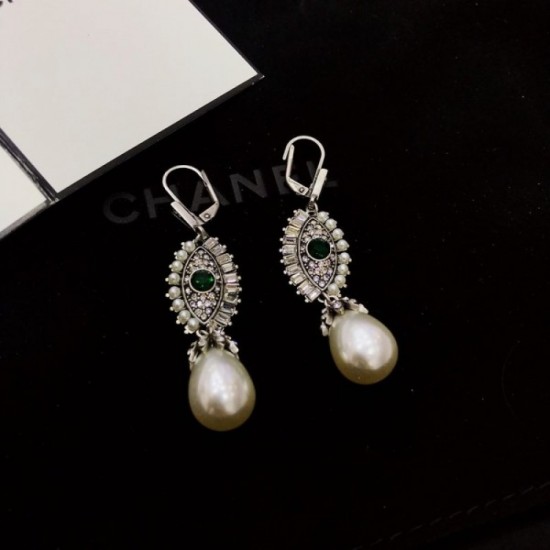 New fashionable 2022 ALEXANDER WANG Alexander Wang earrings New fashionable 2022 ALEXANDER WANG Alexander Wang earrings