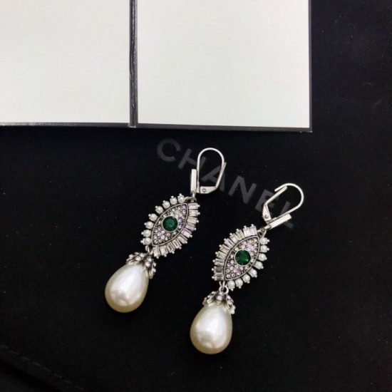 New fashionable 2022 ALEXANDER WANG Alexander Wang earrings New fashionable 2022 ALEXANDER WANG Alexander Wang earrings